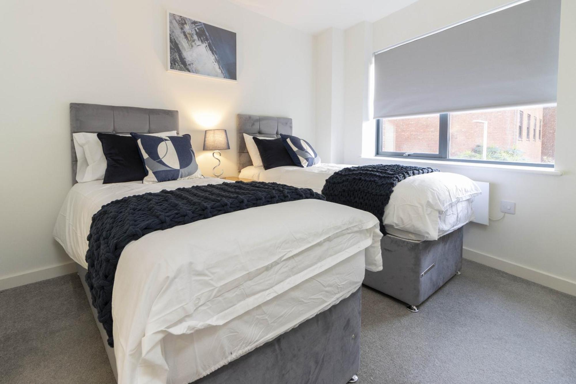 Linacre 11 - Modern 2 Bed Behind The Cathedral With Free Parking And Fast Wifi Lägenhet Exeter Exteriör bild